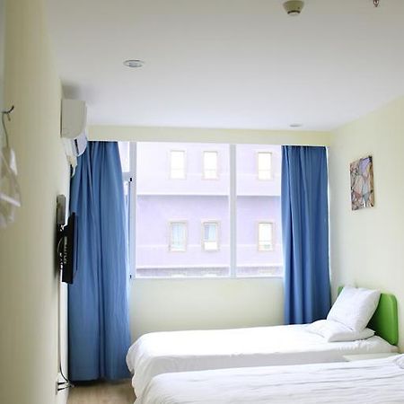 Hi Inn Shenyang Fengtian Street Номер фото
