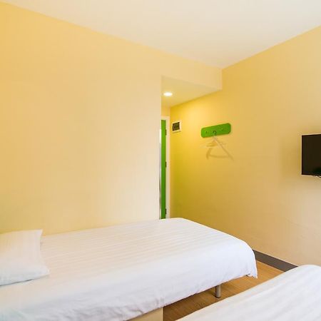 Hi Inn Shenyang Fengtian Street Екстер'єр фото