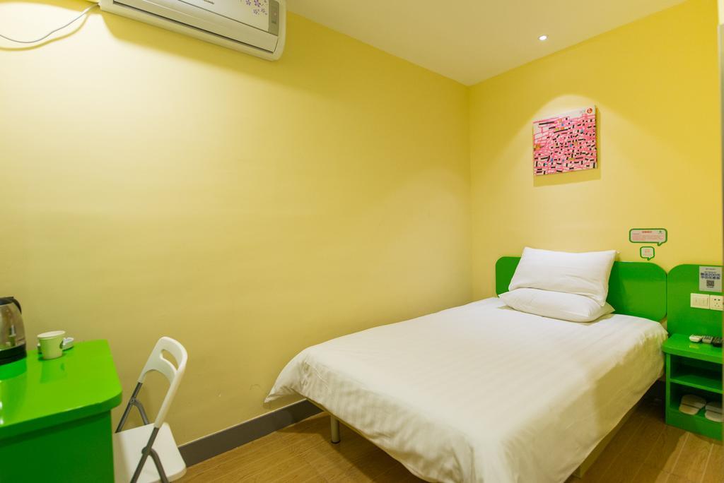 Hi Inn Shenyang Fengtian Street Екстер'єр фото