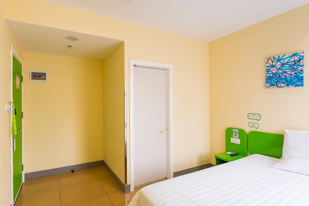 Hi Inn Shenyang Fengtian Street Екстер'єр фото